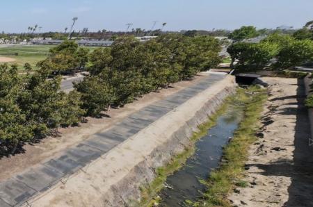 photo of Santa Ana Gardens Channel-Raitt-Occidental